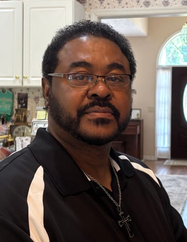 Customer photo review of Instant Dye Shampoo