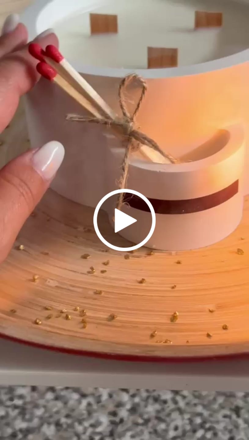 Customer video review of Fragancia ÁMBAR & SANDALWOOD