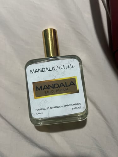 Customer photo review of Modern Muse - Inspirado en VALENTINO DONNA BORN IN ROMA de VALENTINO 100ml-