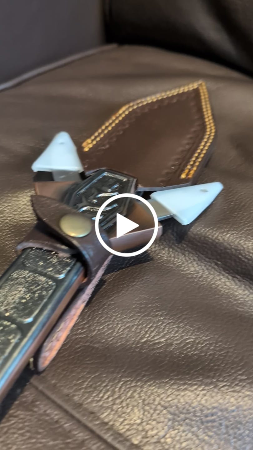 Customer video review of Klingon D'k Tagh