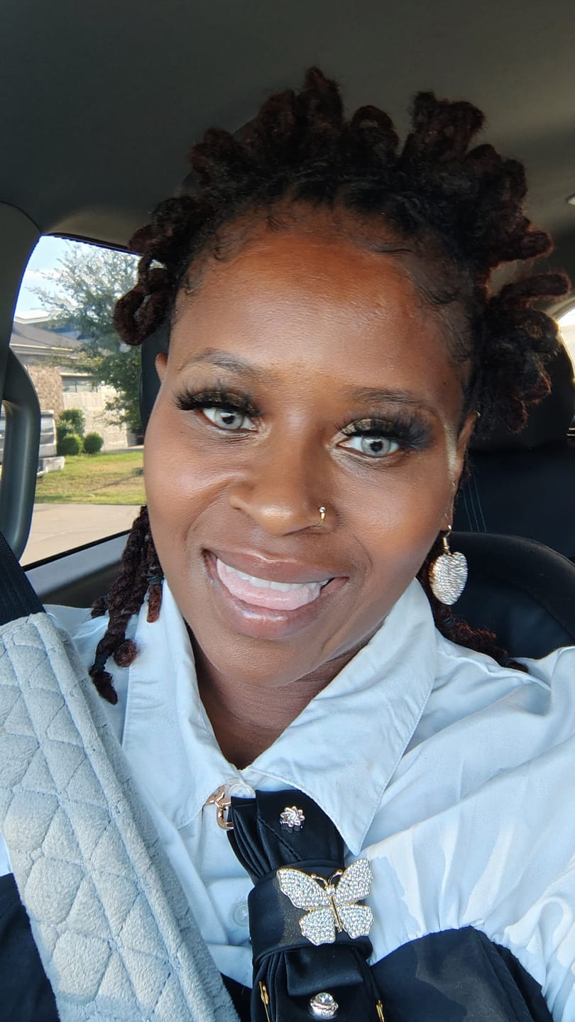Customer photo review of Elite Sandy Gray Prescription Colored Contact Lenses