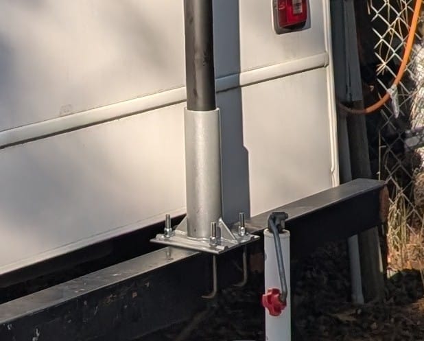 Customer photo review of 1/2 Inch Diameter U-Bolts - Square