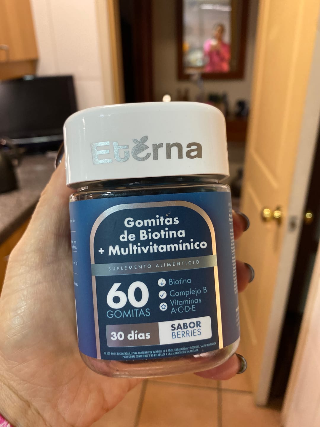 Customer photo review of Gomitas de Biotina y Multivitamínico