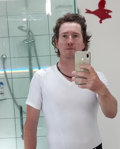 Customer photo review of Men's Posture Shirt™ - Sort