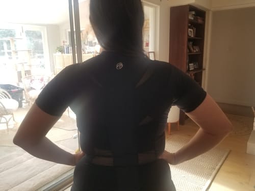 Customer photo review of Women's Posture Shirt™ - Sort