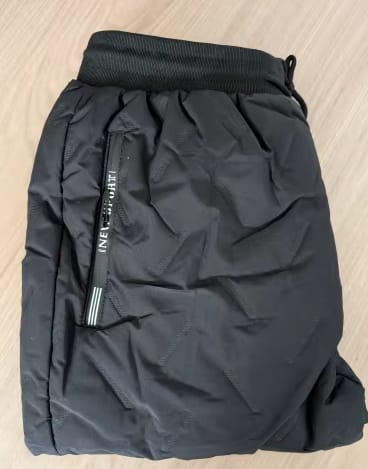 Customer photo review of Wasserdichte & winddichte Thermohose für Männer und Frauen