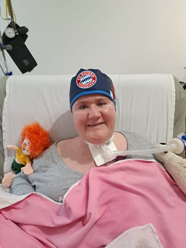 Customer photo review of OP Haube Kobaltblau - Slim