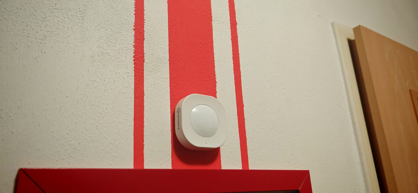 Customer photo review of Chytrý WiFi pohybový senzor bílý MOTION SENSOR