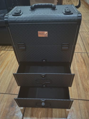 Customer photo review of Maleta Beauty Station Roller