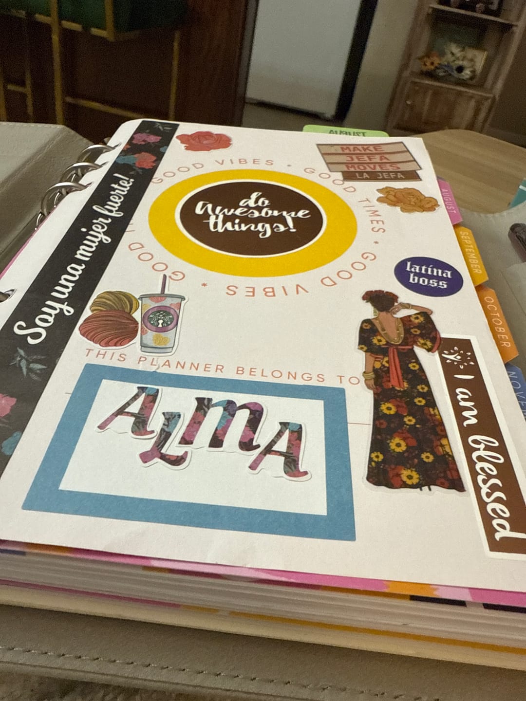 Customer photo review of Latina Sticker Book