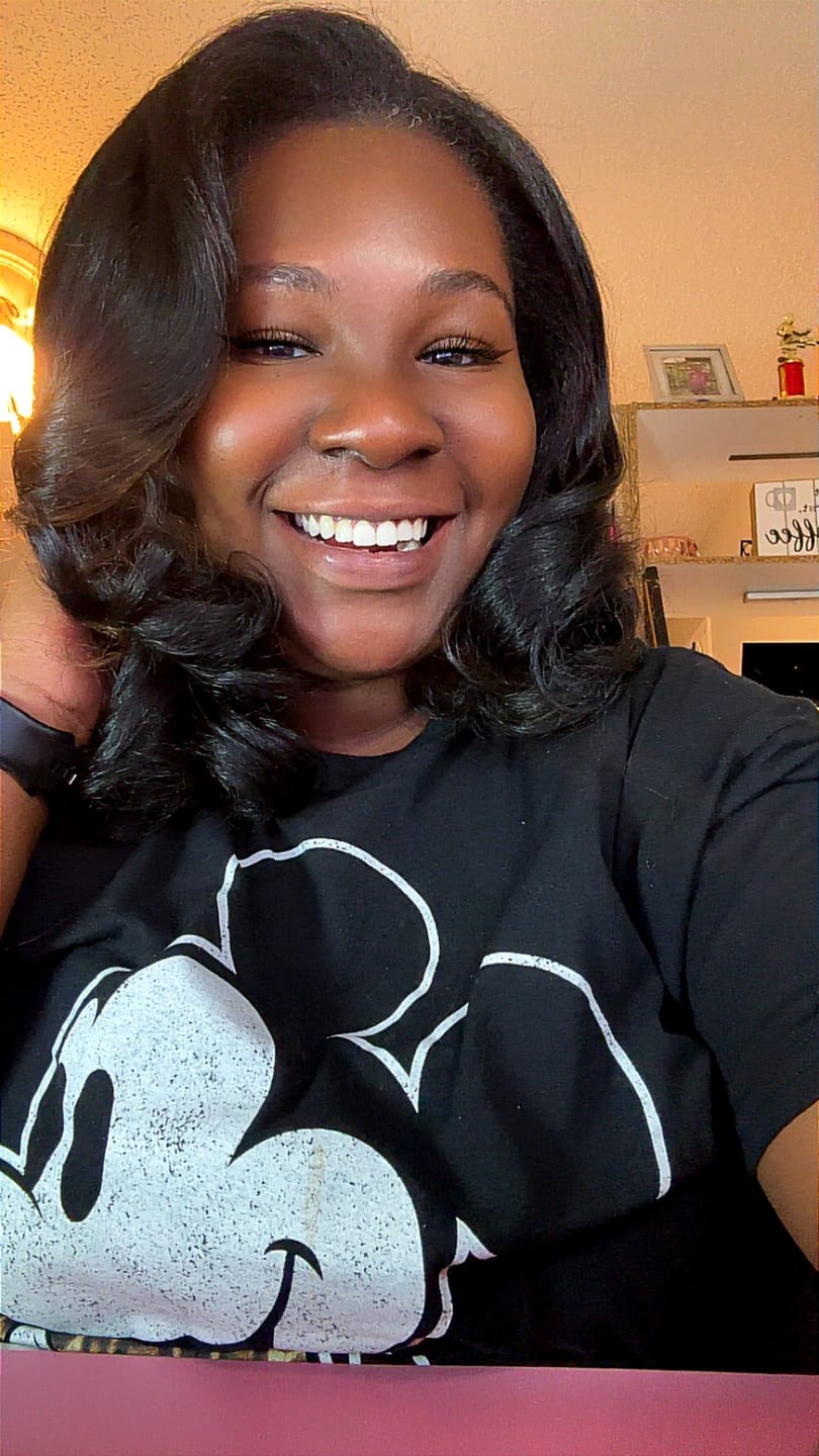 Customer photo review of Outre Quick Weave Half Wig - MAHIKA