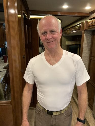 Customer photo review of Women's Posture Shirt™ - Schwarz C-STOCK