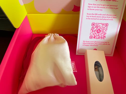 Customer photo review of Lem Clitoral Massager