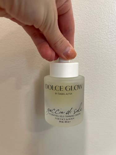 Customer photo review of Goccia di Sole Hydrating Self-Tanning Serum Drops