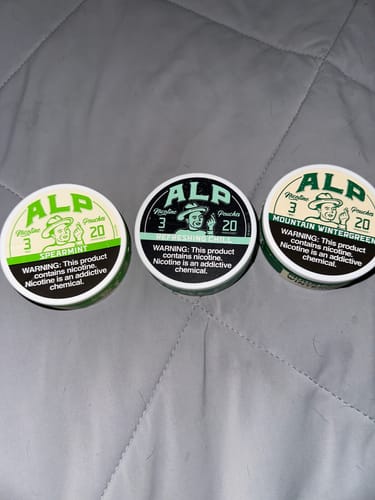 Daniel P. review of Refreshing Chill Nicotine Pouches image 1 out of 1