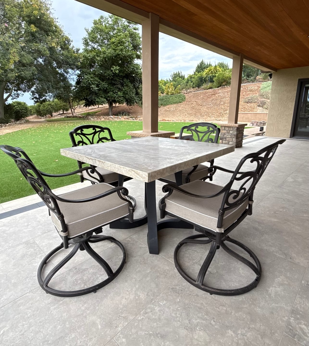 Customer photo review of Table Legs 436 Uzar 28H Metal DIY Dining Furniture Legs