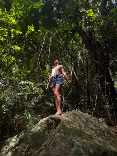 Customer photo review of Cropped Hemp Tank