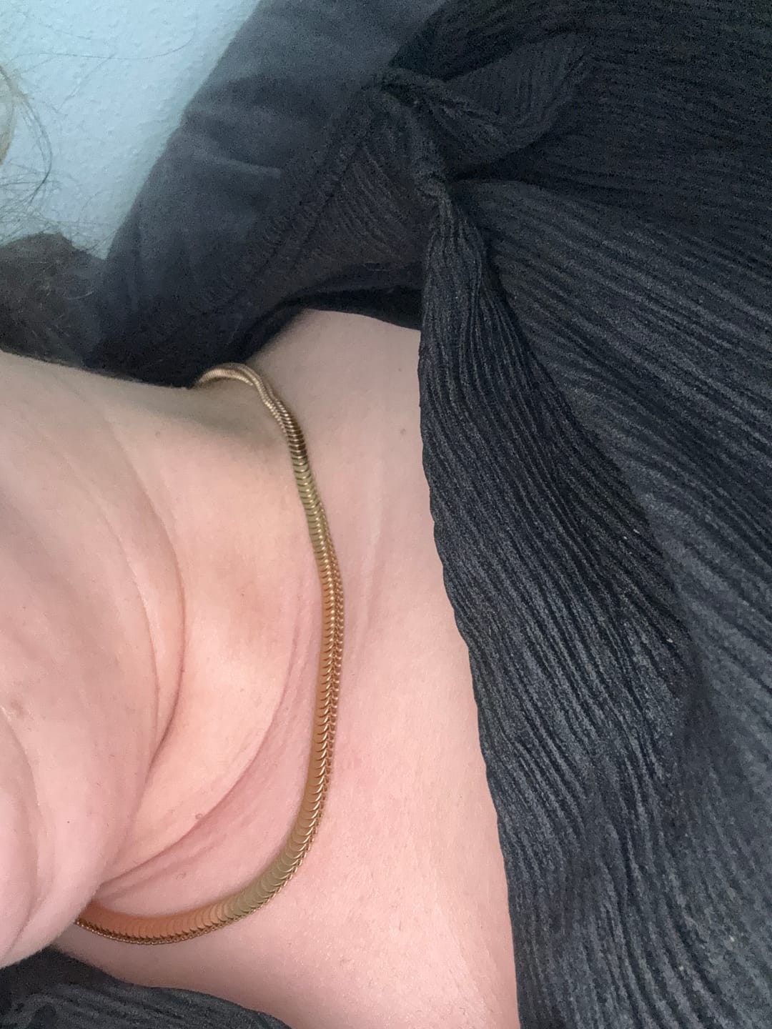 Customer photo review of Nylah Necklace
