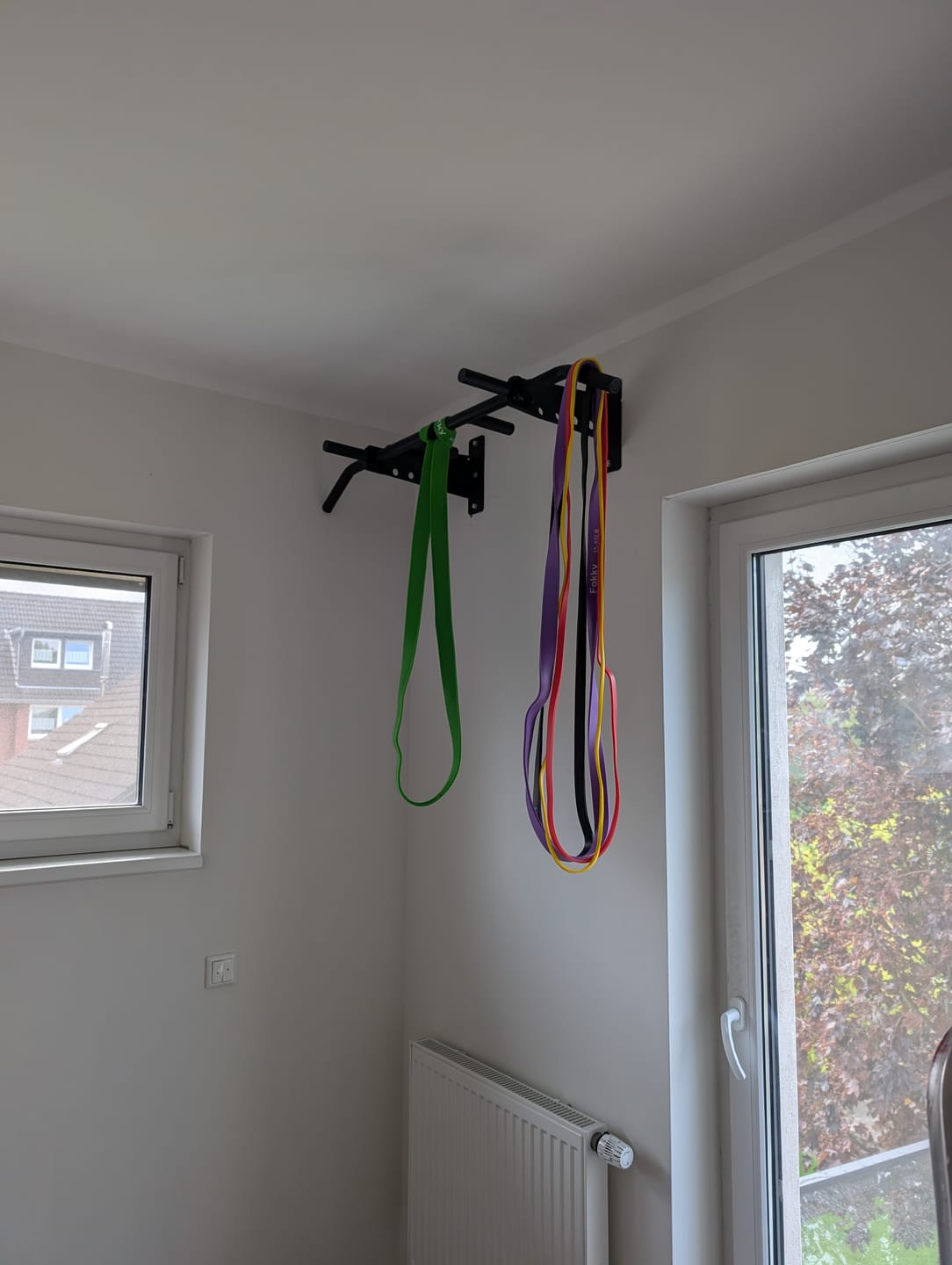 Customer photo review of Premium Pull-up bar for Wall and Ceiling