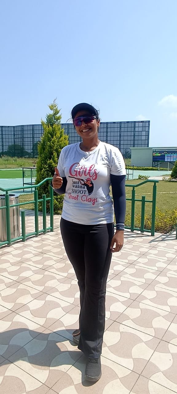 Customer photo review of Shooting:Girls Just Wanna Shoot Clays Classic T-Shirt