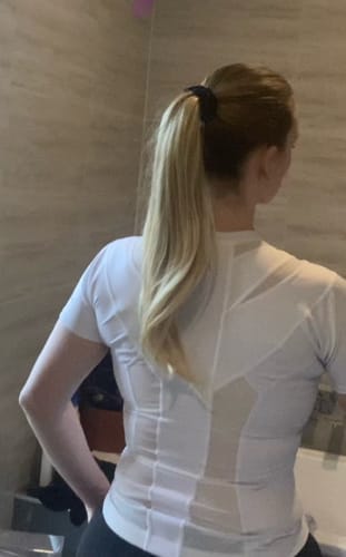 Customer photo review of Women's Posture Shirt™ - Schwarz C-STOCK