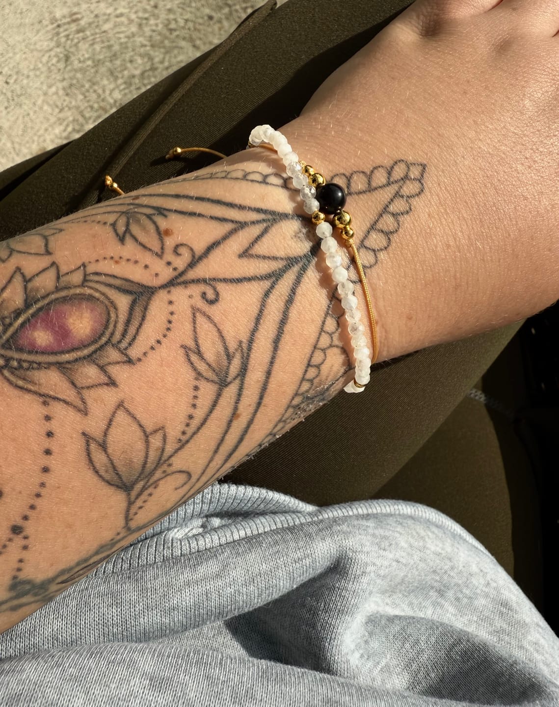 Customer photo review of Mondstein Perlenarmband
