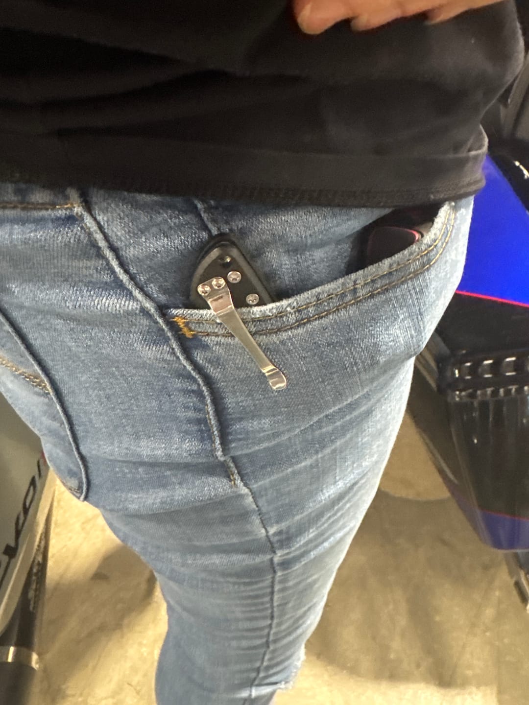 Customer photo review of Titanium Pocket Knife