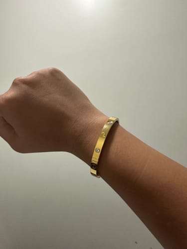 Customer photo review of 18K Four Diamonds Love Bracelet 6.1 mm