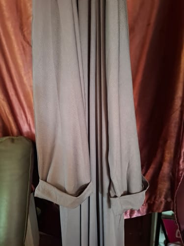 Customer photo review of Ribbed Abaya