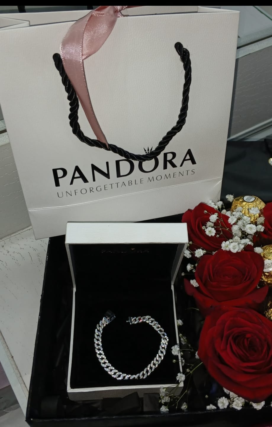 Customer photo review of PULSERA PANDORA TENIS TIMELESS PAVE BRILLANTE PLATA + KIT DE REGALO