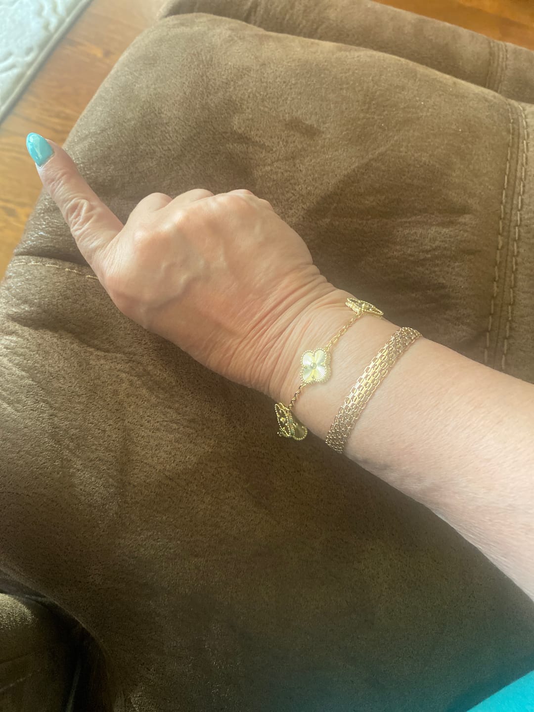 Customer photo review of 925 Silver, Lucky Clover Leaf Bracelet, 18K Gold Plated