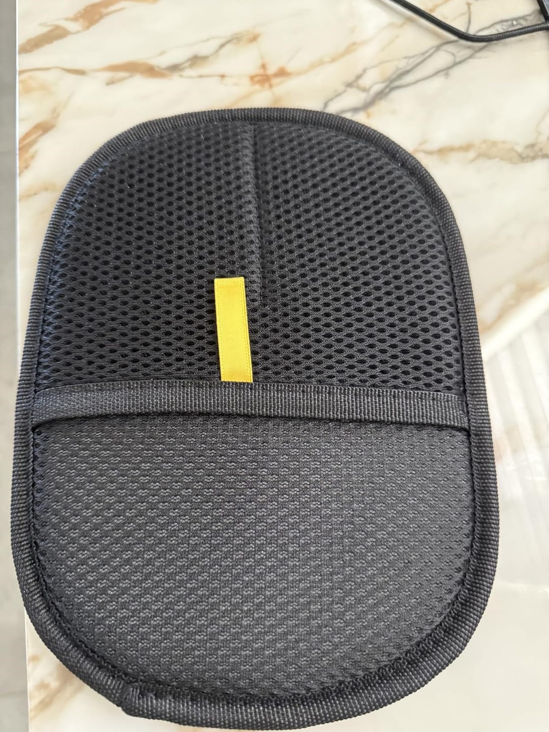 Customer photo review of Pet Hair Removal Glove with Dual-Sided Electrostatic Bristle