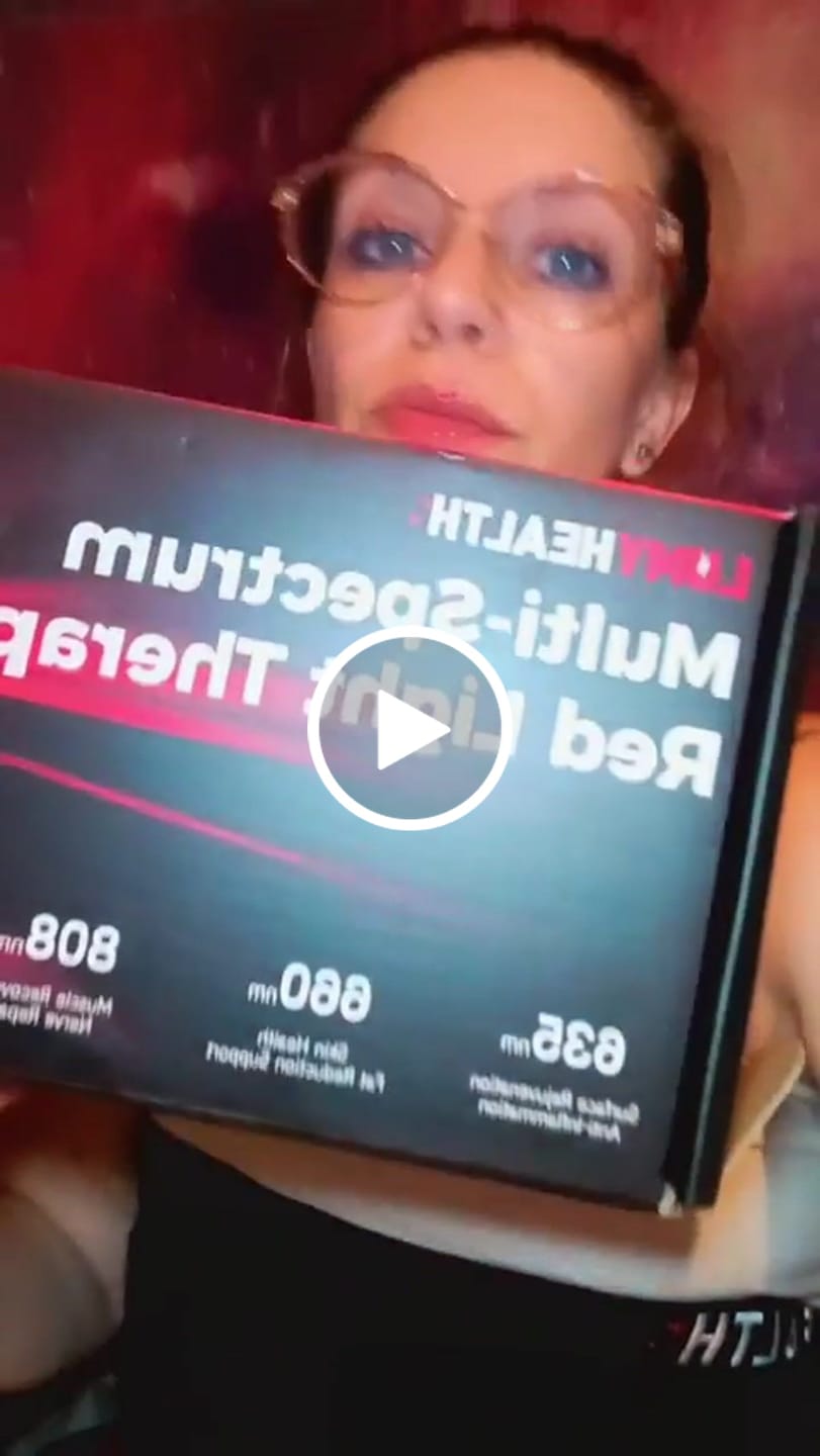 Customer video review of Lumyhealth Multi-Spectrum Red Light Therapy Pad