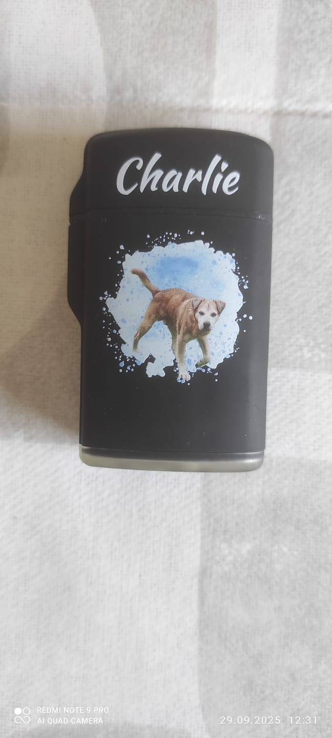 Customer photo review of Haustierportrait - Individuelles Sturmfeuerzeug