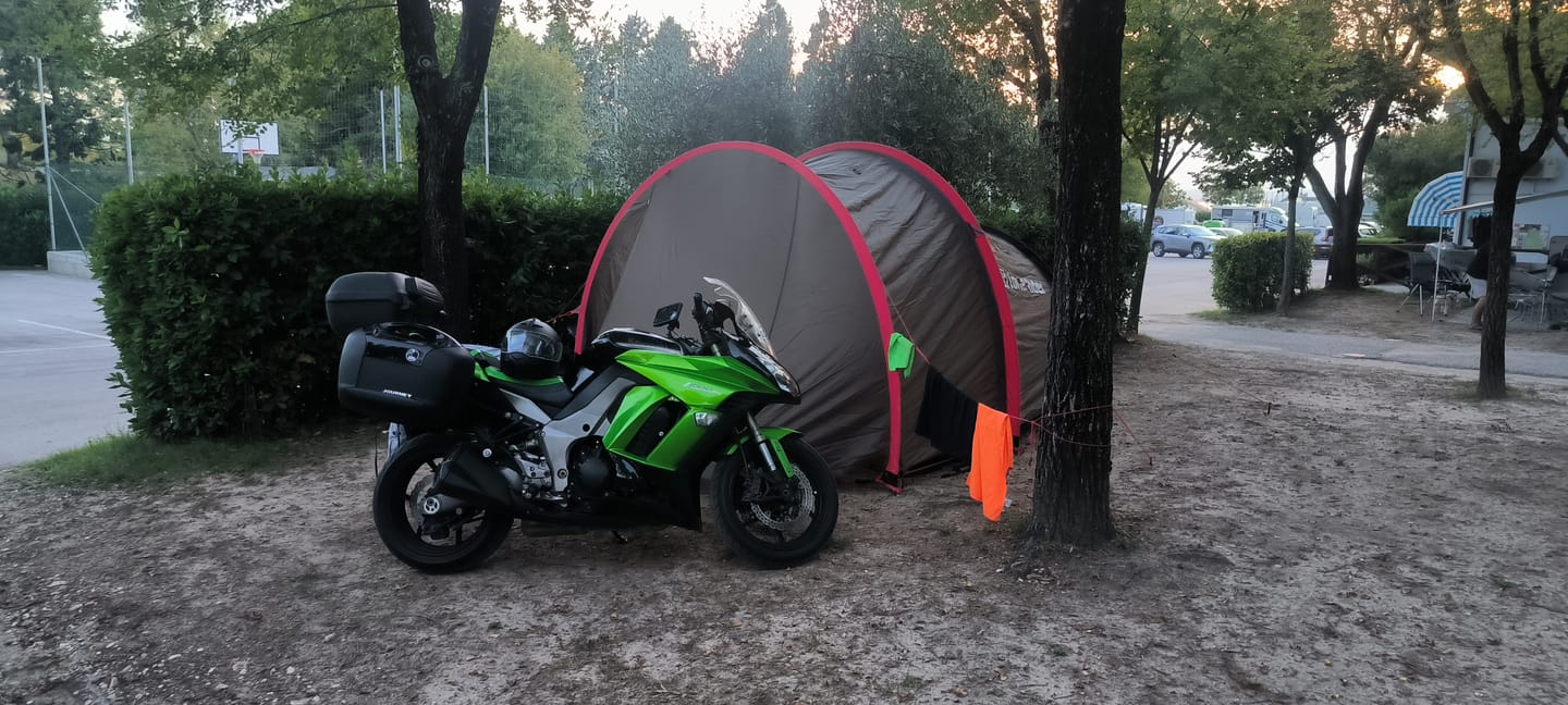 Customer photo review of MotoTent