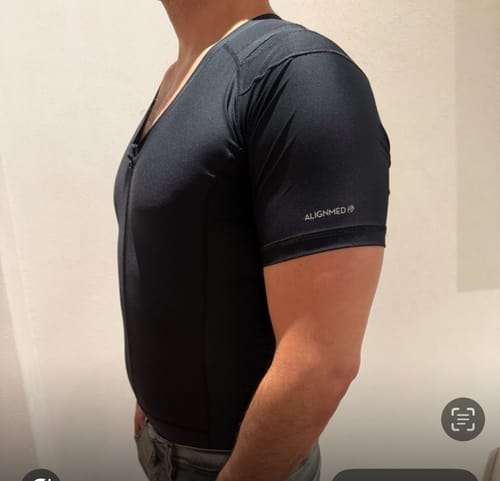 Customer photo review of Men's Posture Shirt™ Zipper - Schwarz B-STOCK