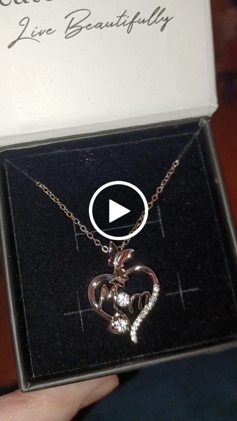 Customer video review of Mabel 18k White Gold Plated Mom Heart Pendant Necklace with Simulated Diamond Crystals