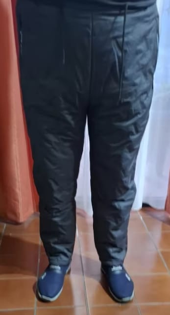 Customer photo review of Wasserdichte & winddichte Thermohose für Männer und Frauen