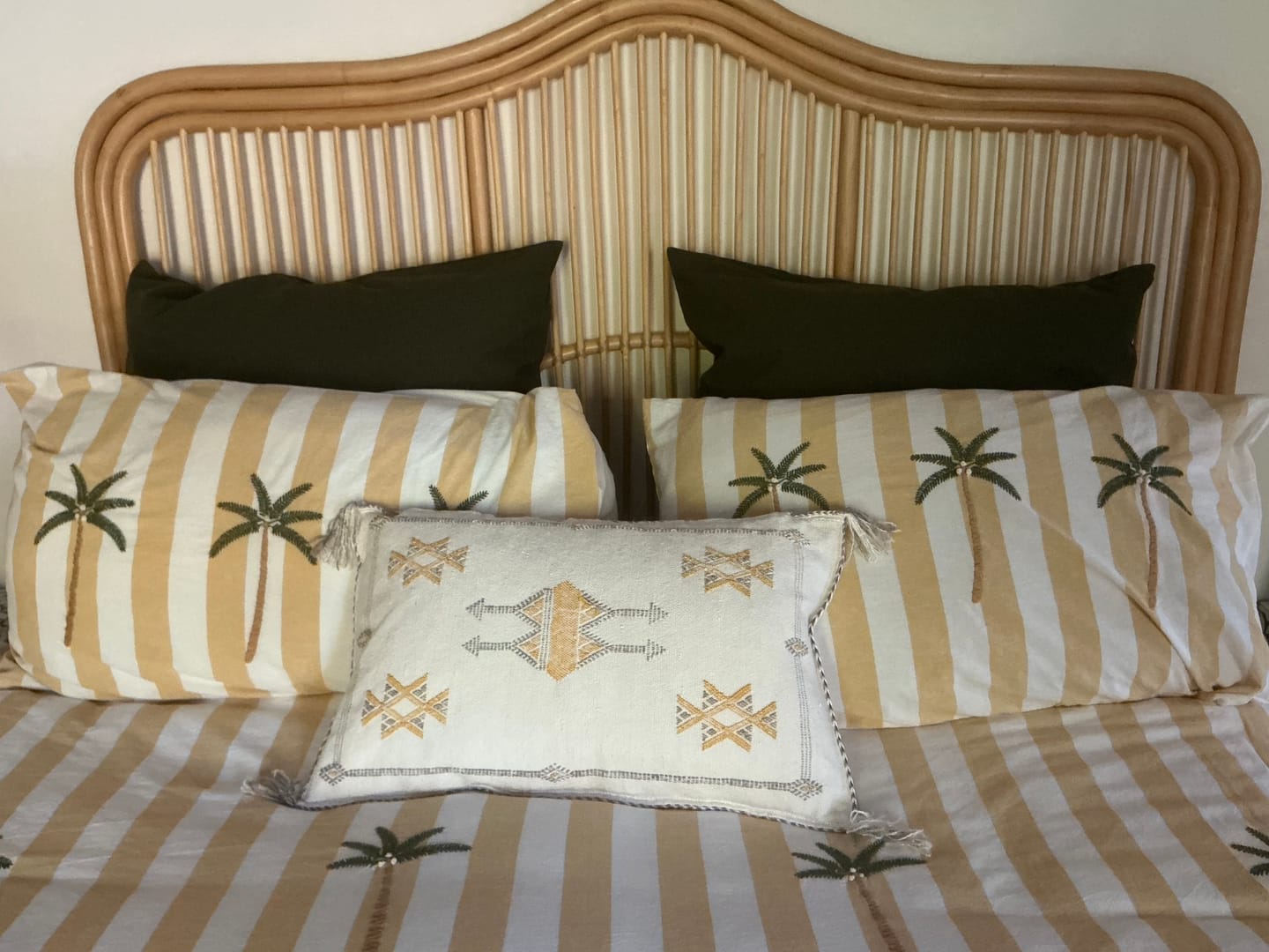 Customer photo review of Golden Vanilla cactus silk | Lumbar