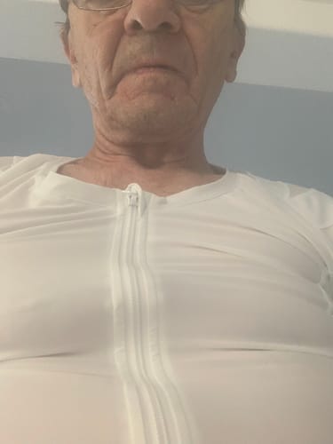 Customer photo review of Men's Posture Shirt™ Zipper - Schwarz