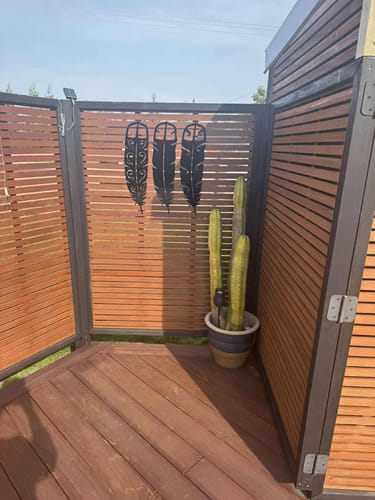 Customer photo review of Huia Feather Trio
