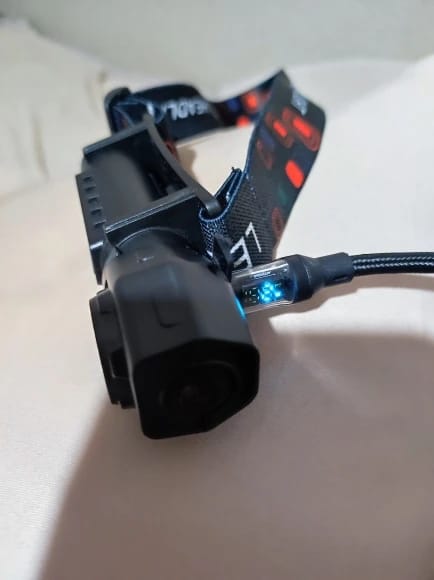 Customer photo review of Multifunctional 2-in-1 LED Flashlight & Headlamp