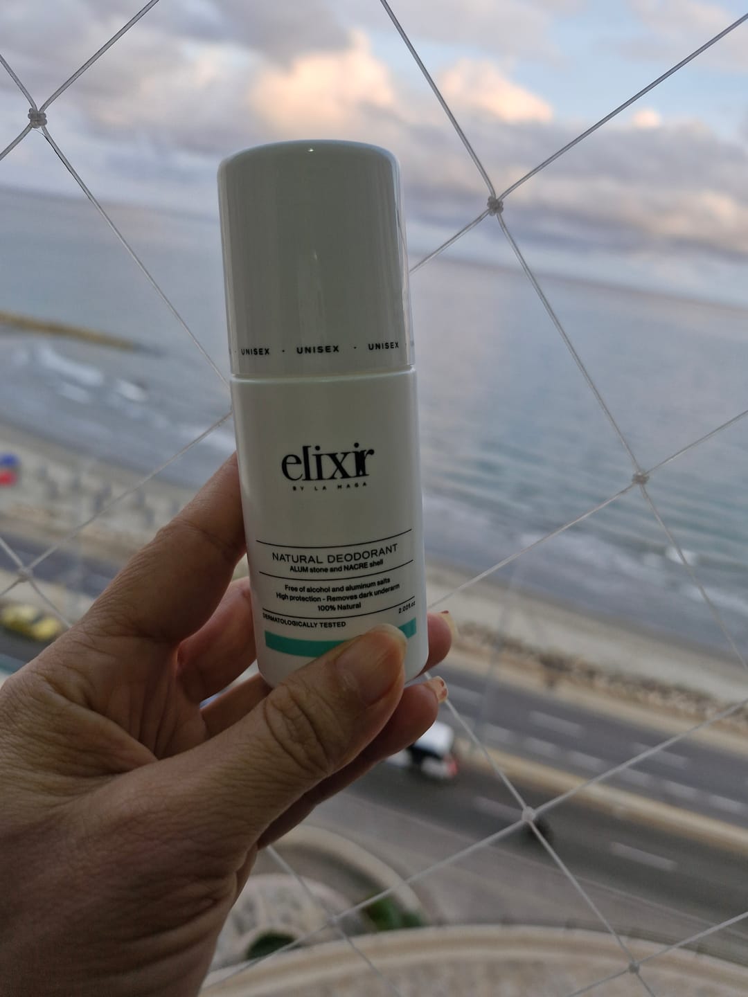 Customer photo review of Desodorante Natural Unisex