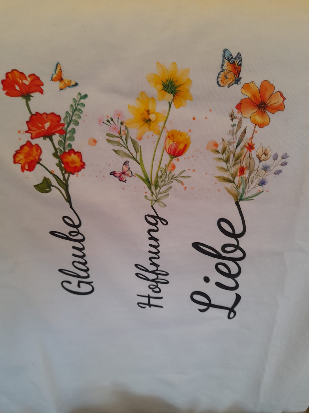 Customer photo review of 1.Kor 13,13 - Glaube, Hoffnung, Liebe - FP - Ladies Premium Shirt