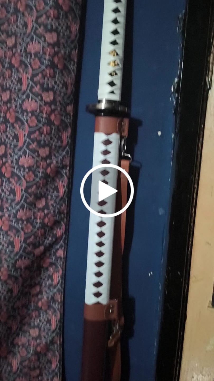 Customer video review of The Walking Dead Michonne Metal Sword