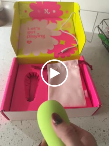 Customer video review of Avo Clitoral Massager
