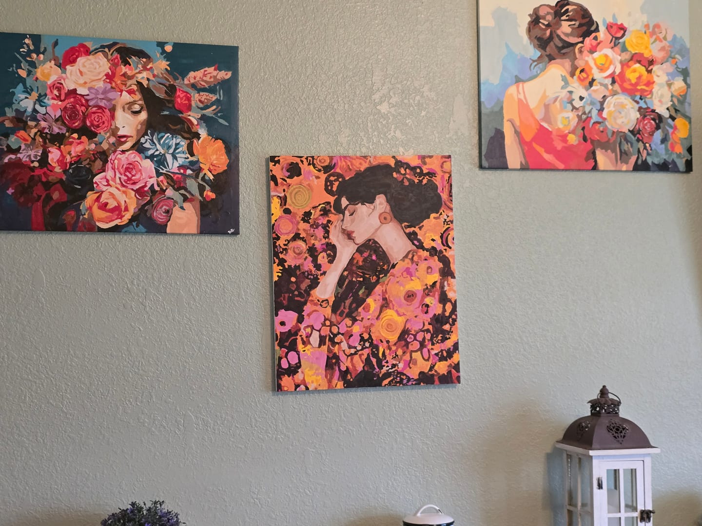 Customer photo review of Lady in Red