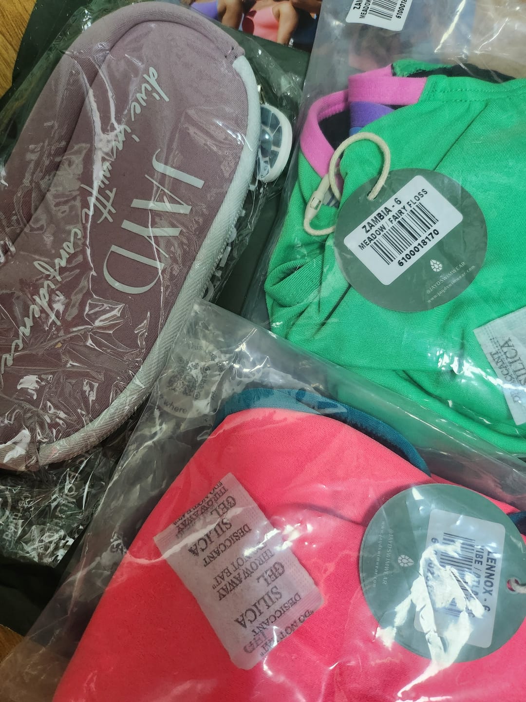 Customer photo review of JAYD Goggle Bag - Pink