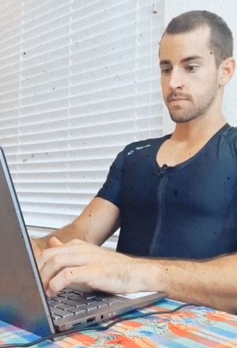 Customer photo review of Men's Posture Shirt™ Zipper - Schwarz