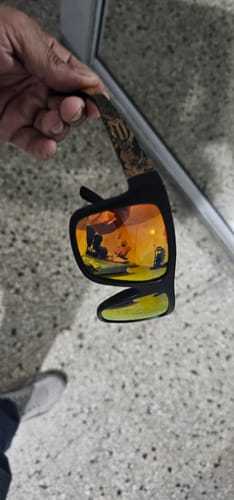 Customer photo review of Mis Raíces Orange